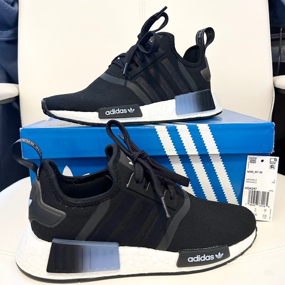 Women’s Adidas Originals Nmd-R1 Size 6.5 - Picture 1 of 5